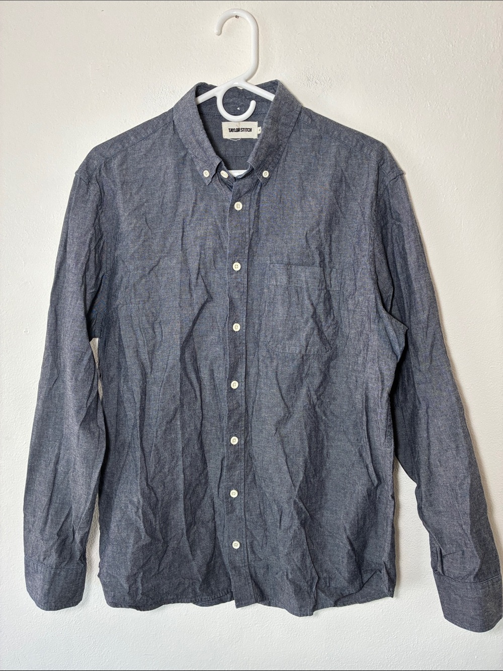 TAYLOR STITCH The Jack Shirt in Rinsed Indigo Chambray